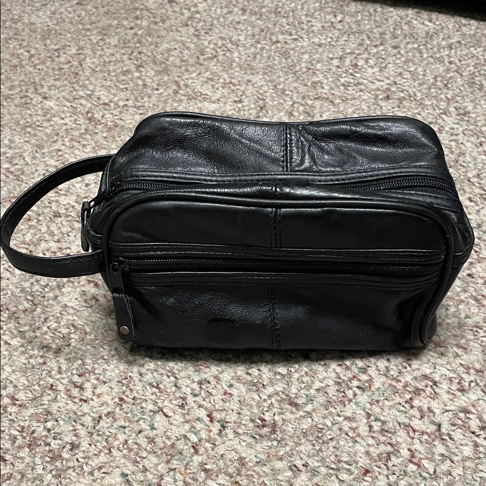 Vintage handled Black Leather tote/makeup/toiletry Bag